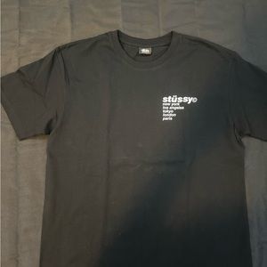 Stussy Strawberry Graphic Tshirt size L